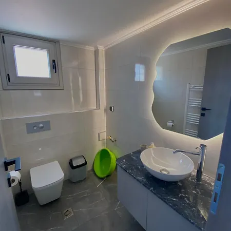 Acqua Blu Blu * Koróni